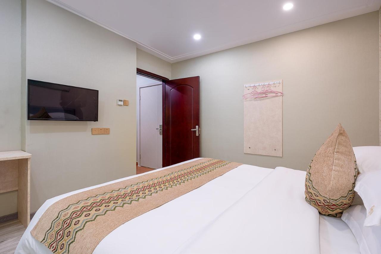 Frida Hotels Guangzhou Baiyun International Airport Exterior foto